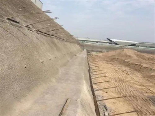 雨湖河道边坡加固